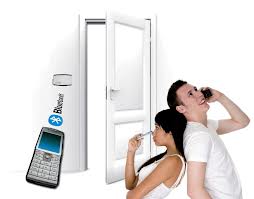 Bluetooth - otwieranie drzwi za pomocą telefonu komórkowego